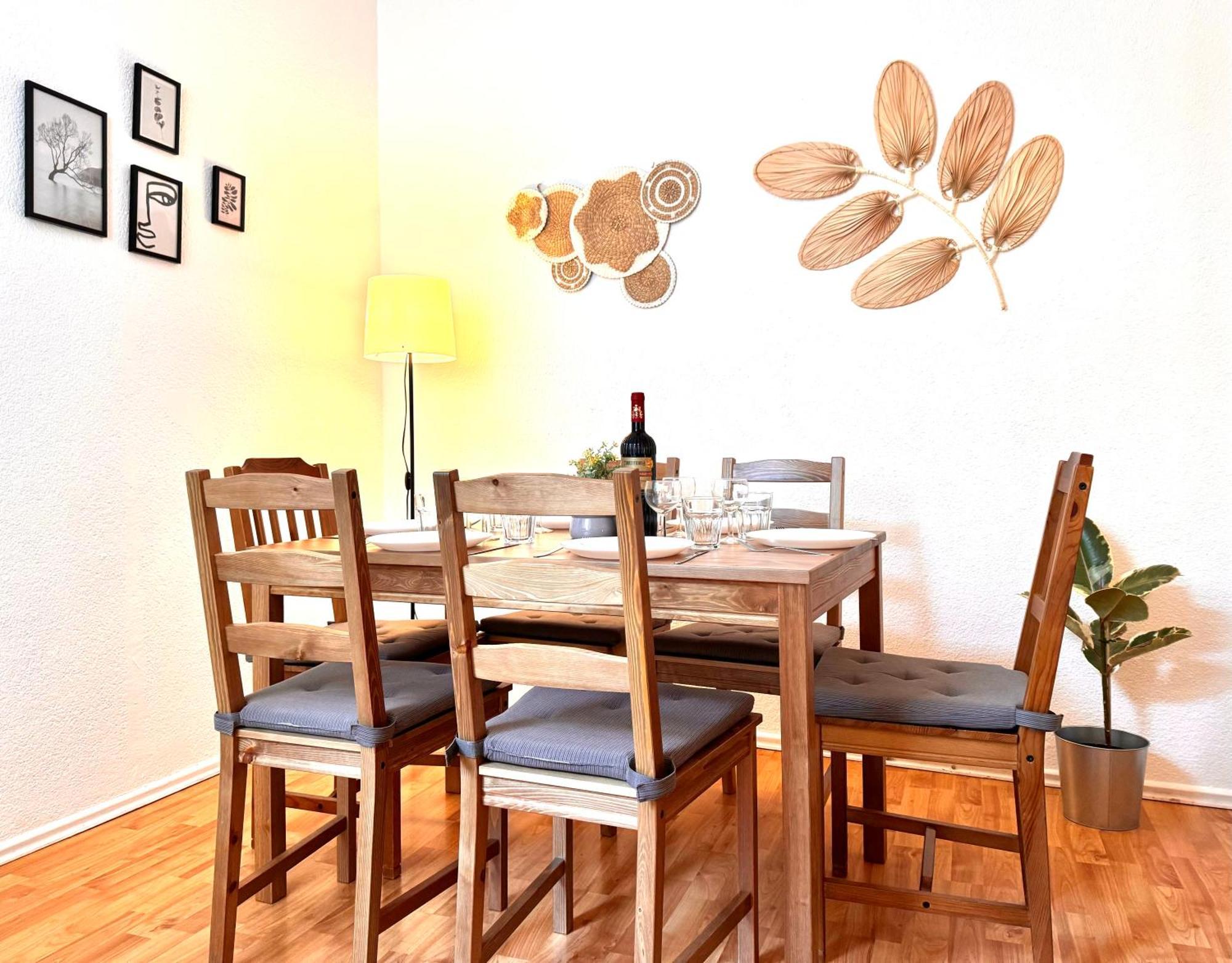 Holiday Appartement,Kostenfrei Parkplatz,Innenstadt,3 Bdr,6 Personen,Babybett เบาท์เซน ภายนอก รูปภาพ