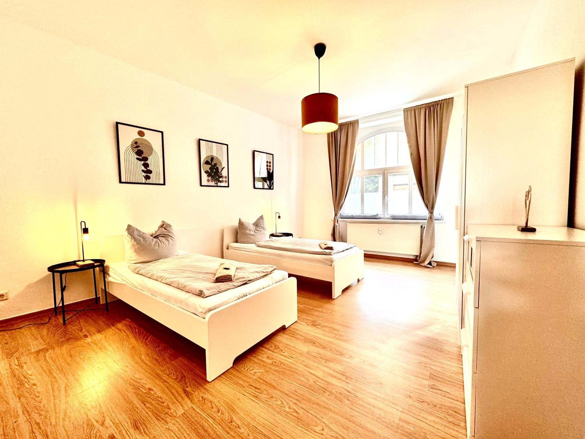Holiday Appartement,Kostenfrei Parkplatz,Innenstadt,3 Bdr,6 Personen,Babybett เบาท์เซน ภายนอก รูปภาพ